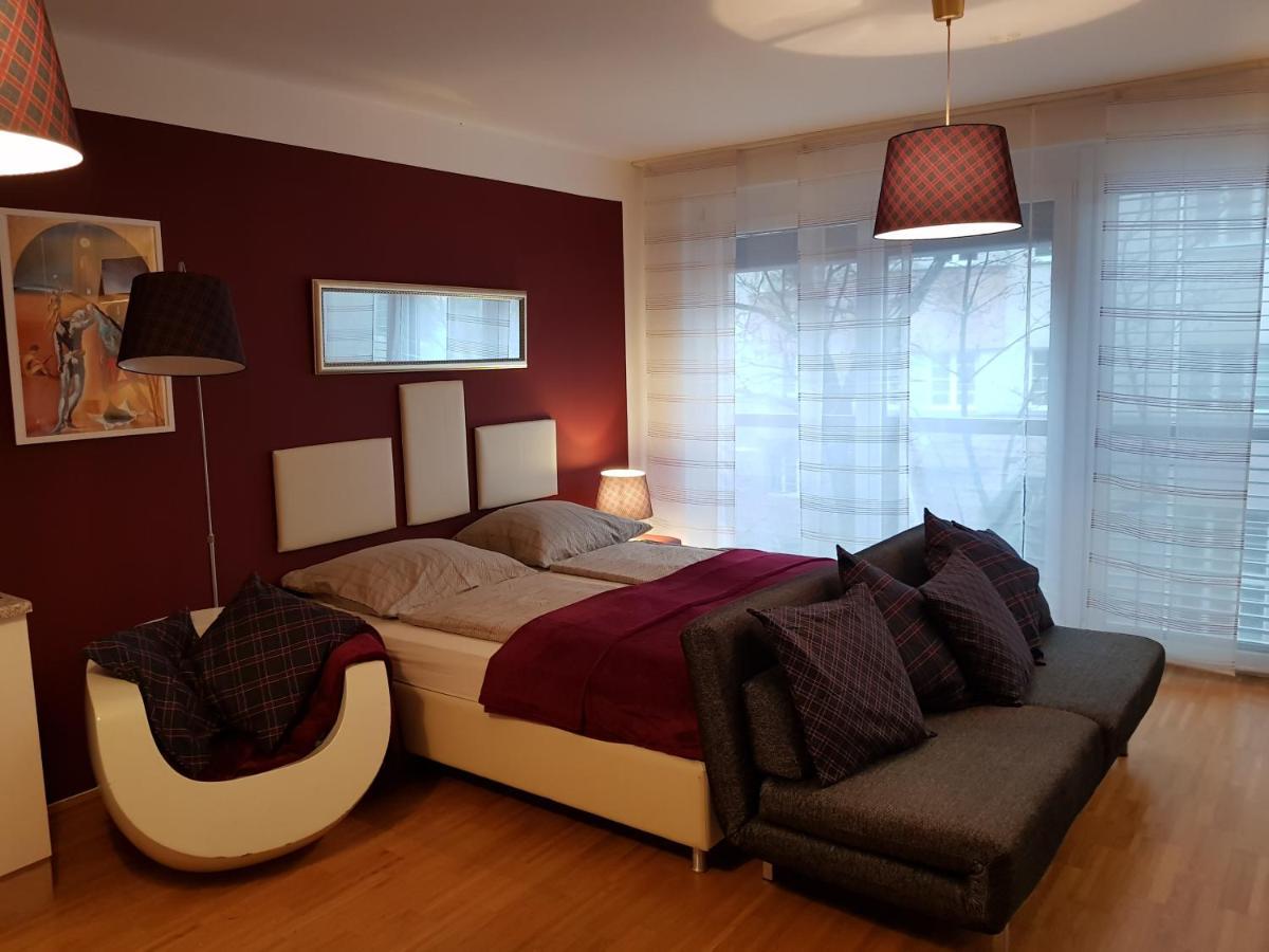 Bullsliving Kaisermuehlen Apartment Erni Next To Uno City 비엔나 외부 사진