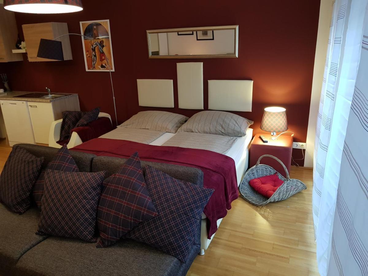 Bullsliving Kaisermuehlen Apartment Erni Next To Uno City 비엔나 외부 사진